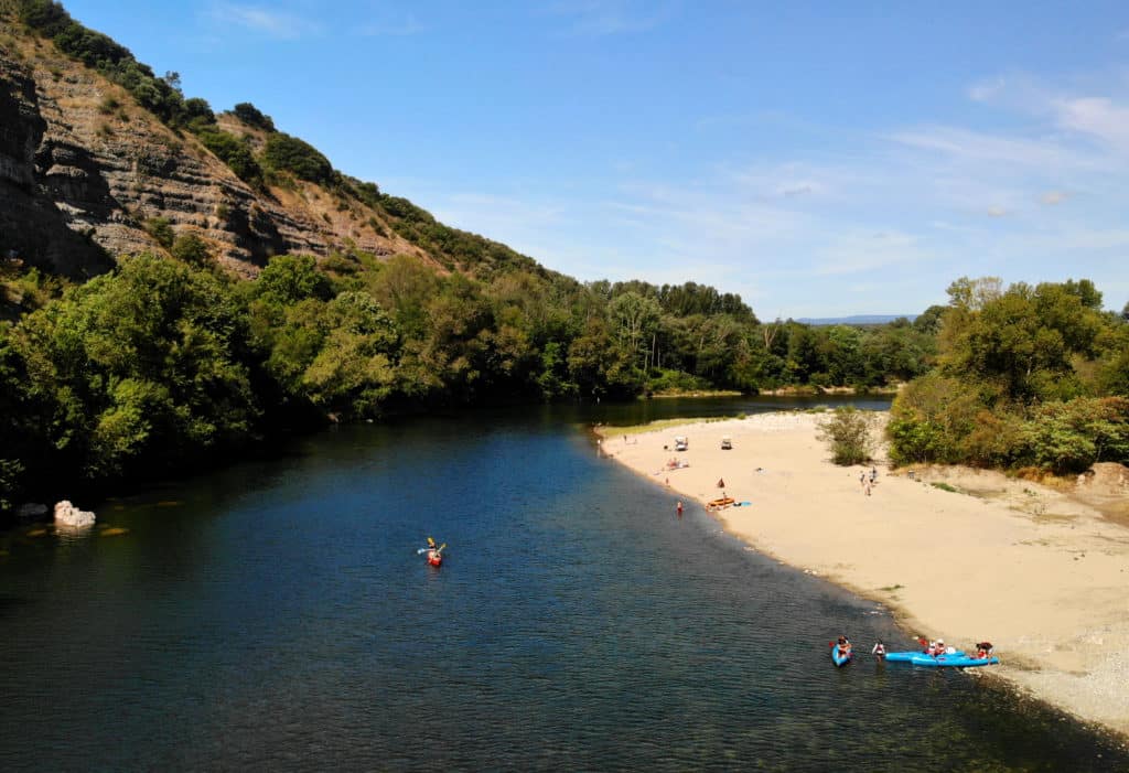 Camping Ruoms-Flussufer-Ardèche-Kanu-Paddle-Abfahrt-Nähe vallon pont d'arc-Nebensaison-Sonderangebot-günstiges Campen